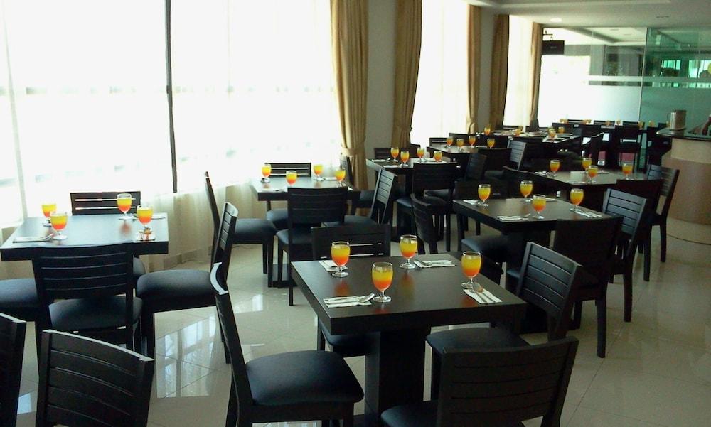 Sutera Hotel Seremban Esterno foto