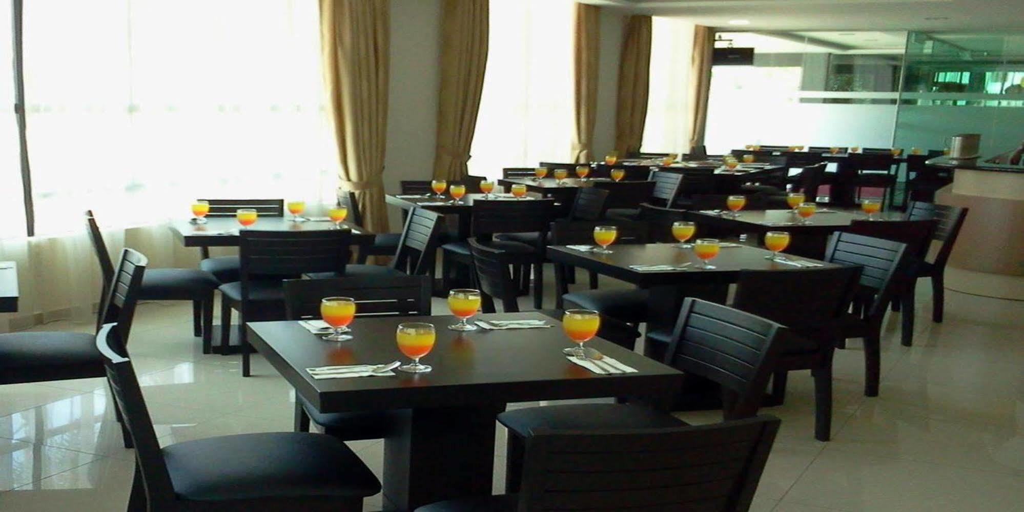 Sutera Hotel Seremban Esterno foto