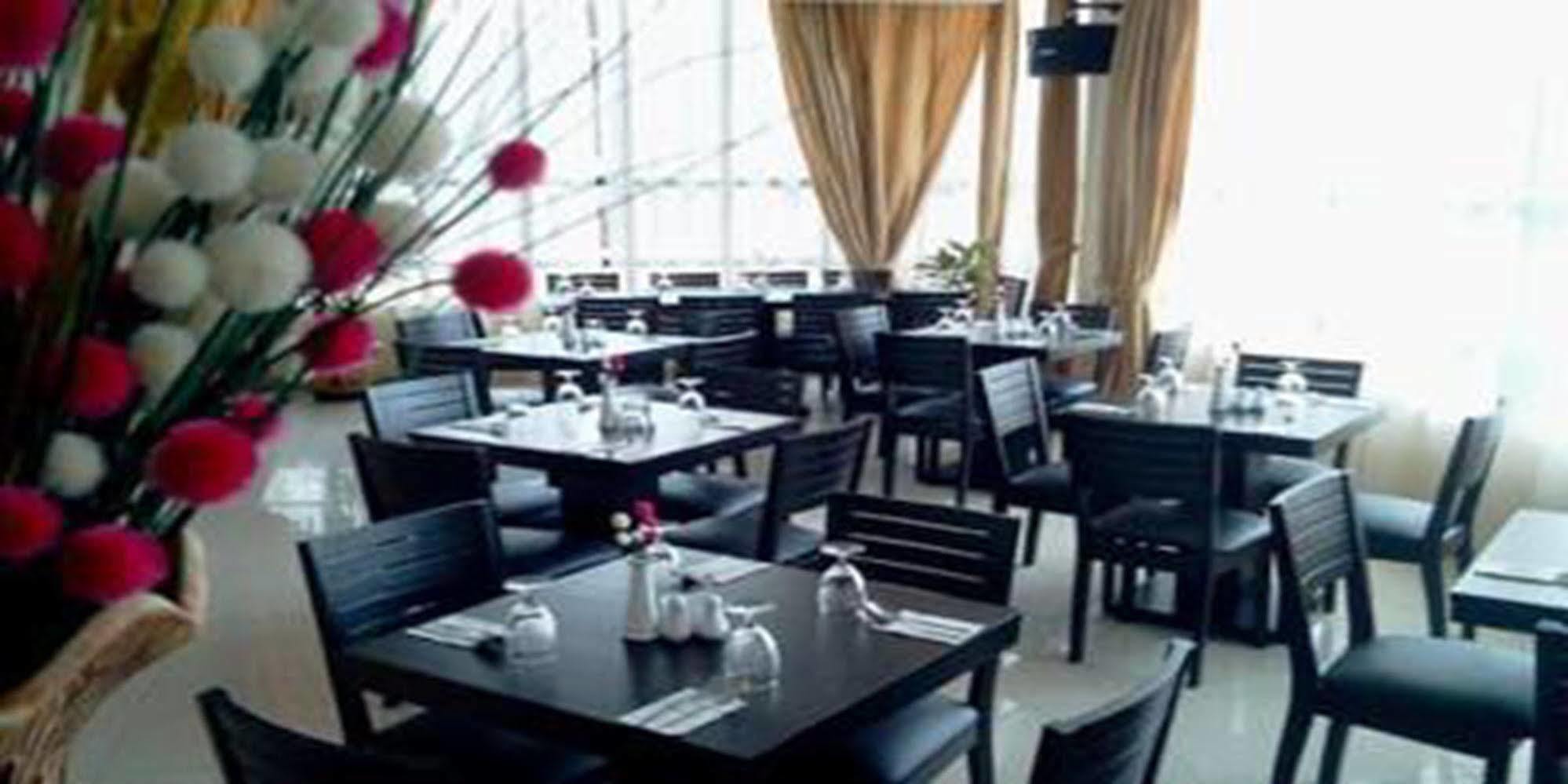 Sutera Hotel Seremban Esterno foto